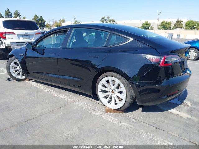 2022 TESLA MODEL 3 5YJ3E1EB4NF189789 Photo 2