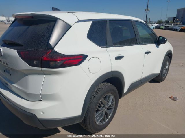 5N1BT3AA7RC681404 Nissan ROGUE S