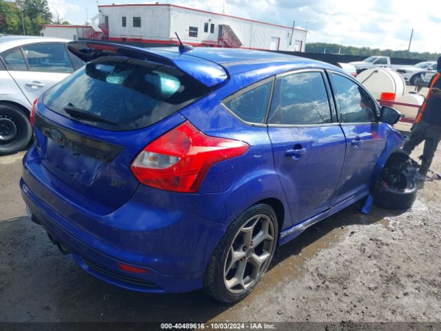1FADP3L9XEL437136 Ford FOCUS ST