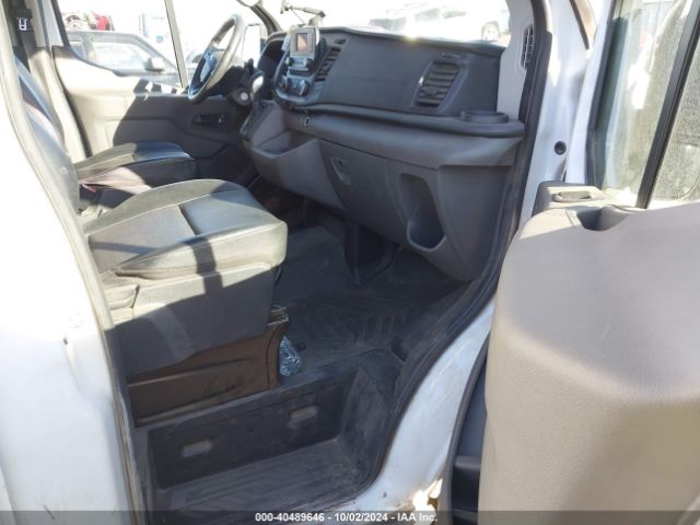 1FTBR2X86NKA63329 Ford Transit-250 Cargo Van