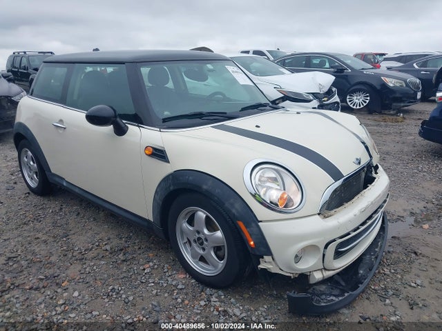 2011 MINI COOPER WMWSU3C51BT096502 Photo 0