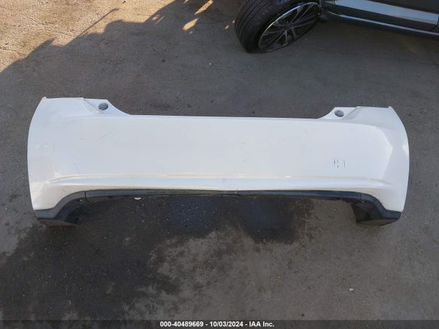 Toyota Prius Two 2015 JTDKN3DU9F0437254 Image 12