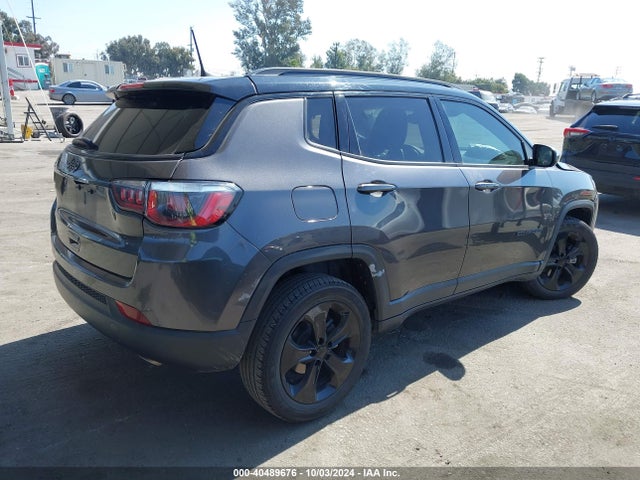 3C4NJCBB1KT743422 Jeep Compass Altitude Fwd