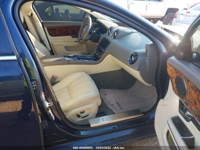 2013 JAGUAR XJ SAJWA1C72D8V39587 Photo 4