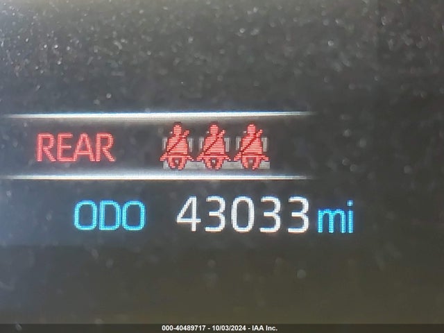 Toyota RAV4 LE 2019 JTMG1RFV4KJ018825 Image 16