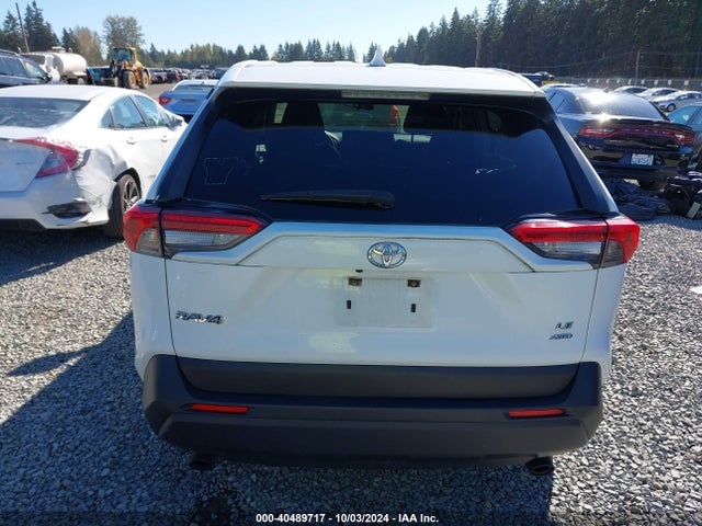 Toyota RAV4 LE 2019 JTMG1RFV4KJ018825 Image 17