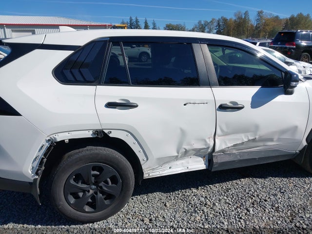 Toyota RAV4 LE 2019 JTMG1RFV4KJ018825 Image 6