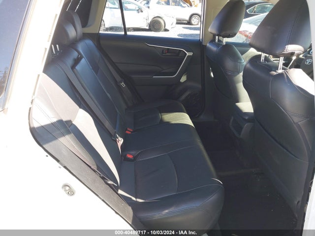 Toyota RAV4 LE 2019 JTMG1RFV4KJ018825 Image 8