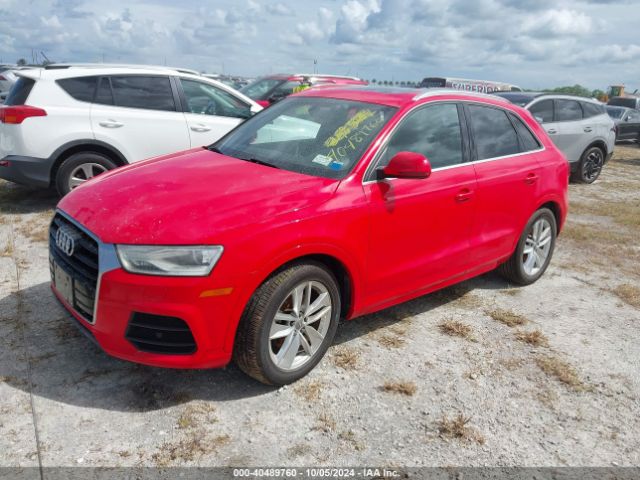 WA1JCCFS0HR002208 Audi Q3 2.0t Premium