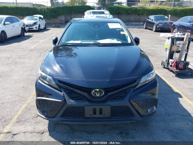 4T1G11AK7NU020257 Toyota Camry Se Nightshade Edition