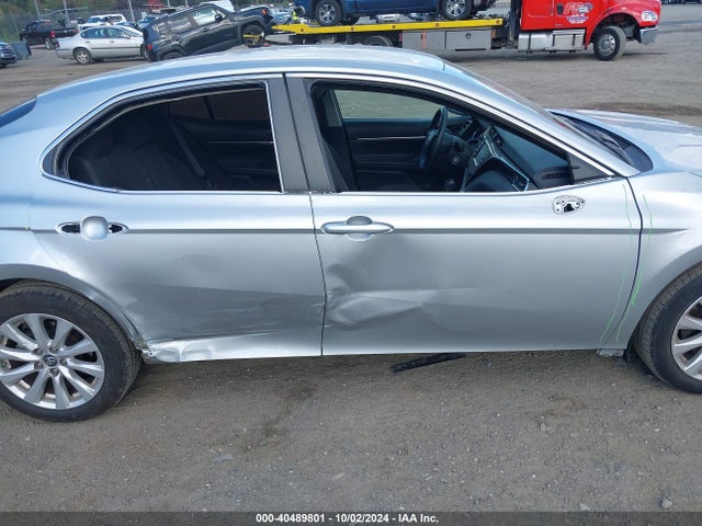 Toyota CAMRY LE 2018 4T1B11HK9JU018617 Image 14