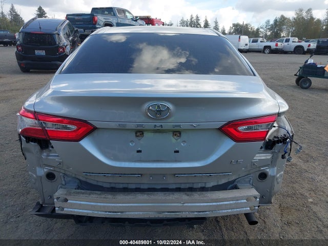 Toyota CAMRY LE 2018 4T1B11HK9JU018617 Image 17