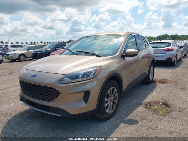 Ford ESCAPE SE 2020 1FMCU9G62LUA91233 Image 2