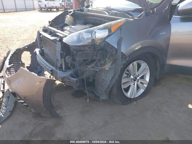 KNDPMCAC9H7202125 KIA Sportage Lx