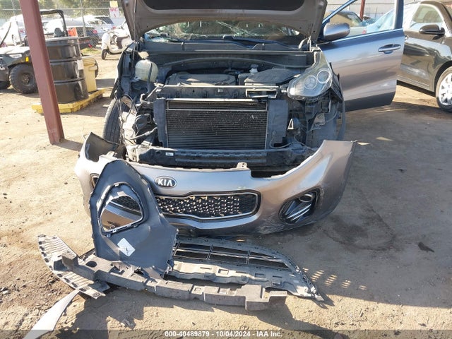 KNDPMCAC9H7202125 KIA Sportage Lx