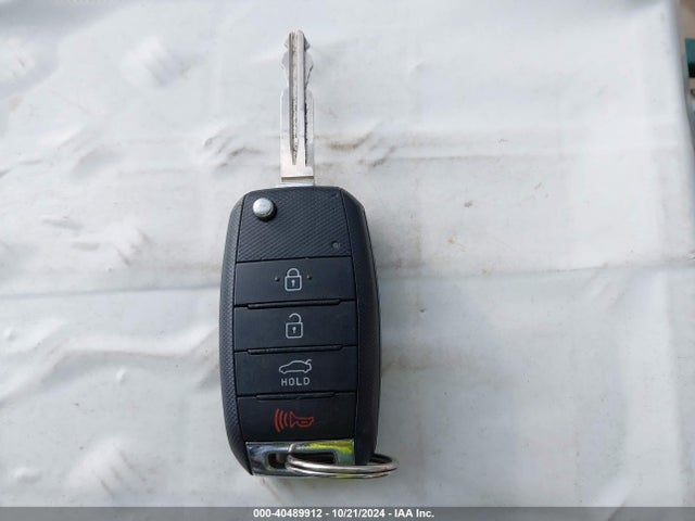 KIA FORTE LX 2016 KNAFK4A63G5554478 Image 11