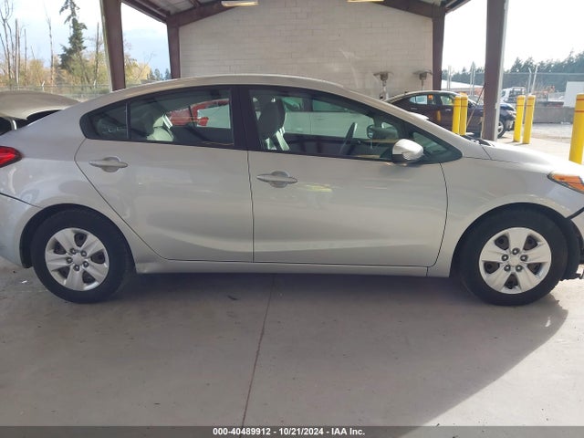 KIA FORTE LX 2016 KNAFK4A63G5554478 Image 13
