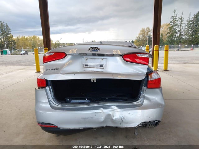 KIA FORTE LX 2016 KNAFK4A63G5554478 Image 16