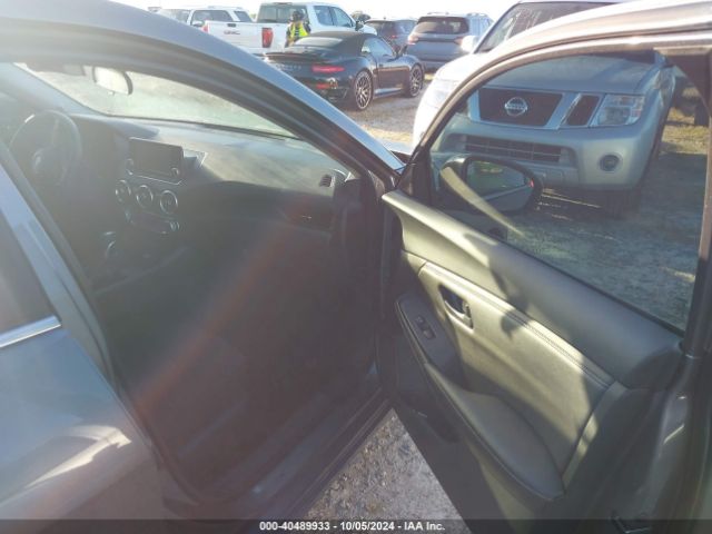 3N1AB8BVXRY237560 Nissan Sentra S Xtronic Cvt