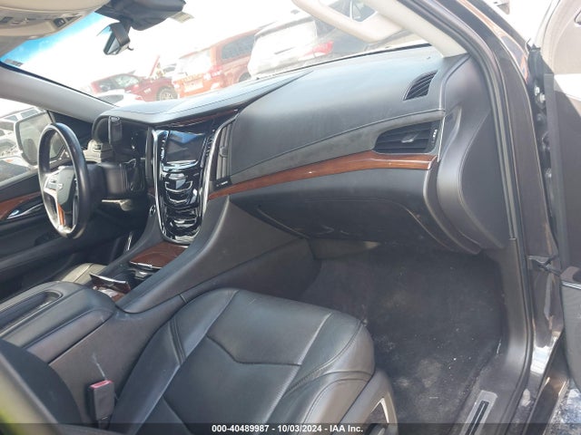 1GYS3JKJ0JR293157 Cadillac Escalade Esv Premium Luxury
