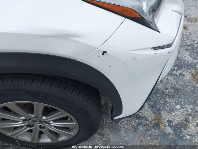 Lexus NX 300 2018 JTJYARBZ2J2104881 Image 17