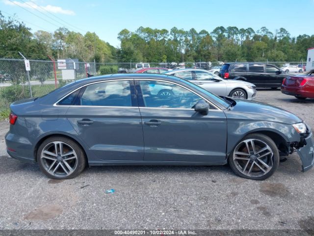 WAUAUGFFXKA075912 Audi A3 40 Premium/40 Titanium Premium