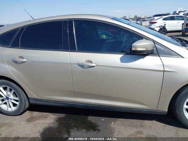 Ford FOCUS SE 2017 1FADP3K20HL211227 Image 13