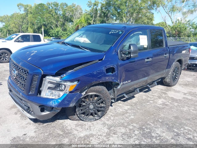 Nissan Titan Pro-4x 2017 1N6AA1E56HN569491 Image 2