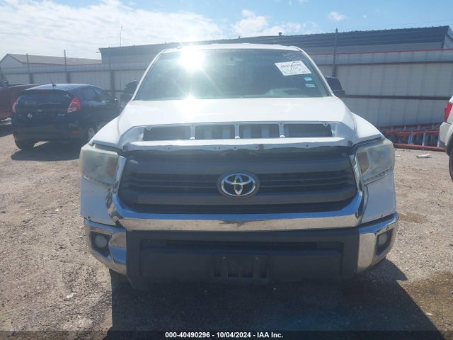 5TFRY5F10EX166210 Toyota Tundra Sr5 5.7l V8