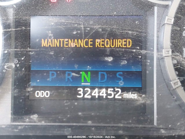 5TFRY5F10EX166210 Toyota Tundra Sr5 5.7l V8