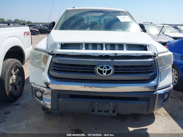 5TFRY5F10EX166210 Toyota Tundra Sr5 5.7l V8
