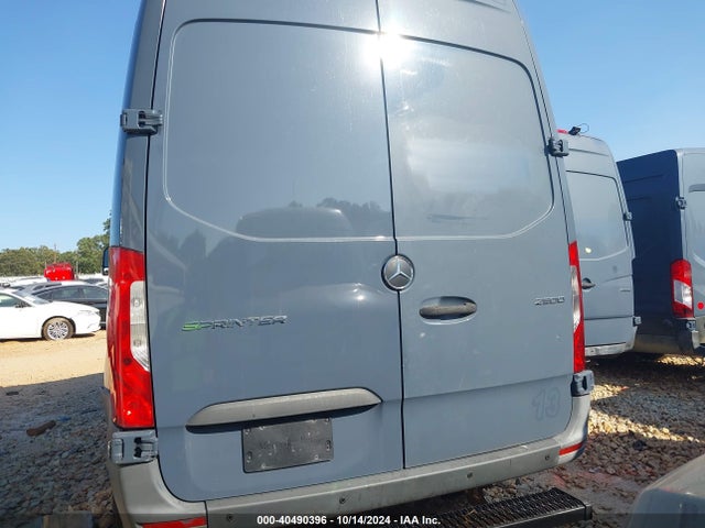 WD4PF0CD3KP101741 Mercedes-Benz Sprinter 2500 High Roof V6/standard Roof V6