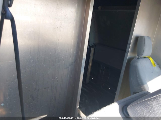 Ford Transit-250 2019 1FTYR3XM6KKA97456 Image 8