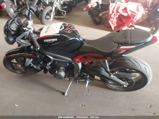 2020 TRIUMPH MOTORCYCLE STREET TRIPLE SMTA544D6LTAA6284 Photo 8