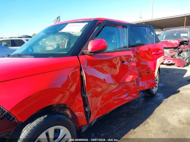 KNDJ23AU5N7152016 KIA SOUL LX