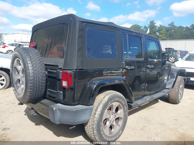 1C4BJWEG1HL515792 Jeep Wrangler Unlimited Sahara 4x4
