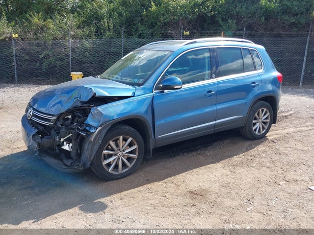 WVGSV7AX8HW504119 Volkswagen Tiguan 2.0t Wolfsburg Edition