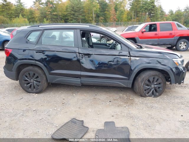 3VVAX7B26NM042721 Volkswagen Taos 1.5t S