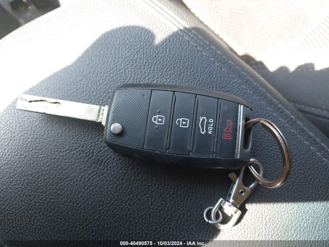 KIA Optima Lx 2020 5XXGT4L30LG450303 Image 11