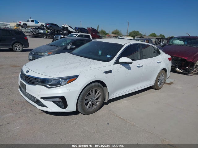 KIA Optima Lx 2020 5XXGT4L30LG450303 Image 2