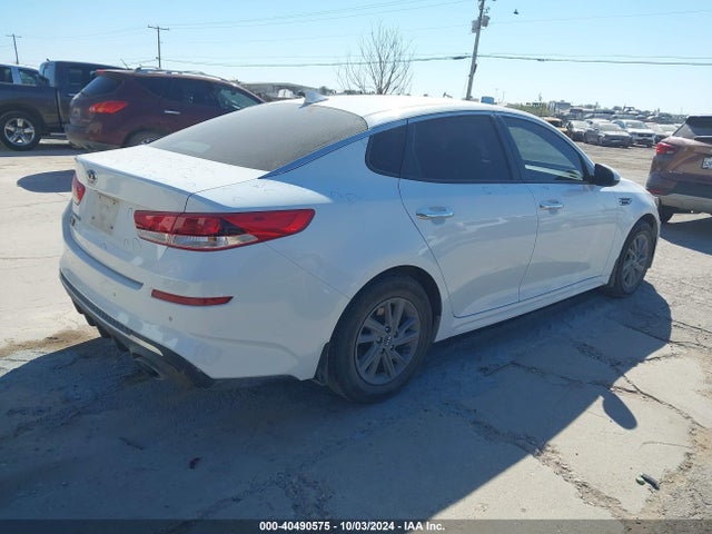 KIA Optima Lx 2020 5XXGT4L30LG450303 Image 4
