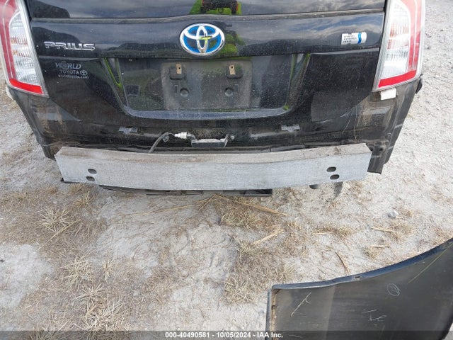 Toyota Prius Three 2014 JTDKN3DU4E0357049 Image 6