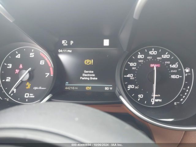 ZARFAMBN3L7634976 Alfa Romeo Giulia Ti Rwd