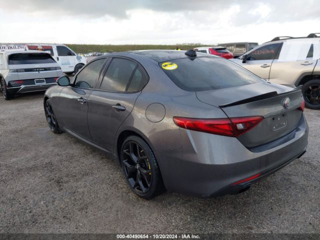 ZARFAMBN3L7634976 Alfa Romeo Giulia Ti Rwd