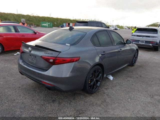 ZARFAMBN3L7634976 Alfa Romeo Giulia Ti Rwd