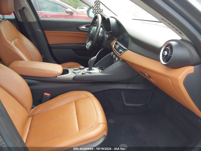 ZARFAMBN3L7634976 Alfa Romeo Giulia Ti Rwd