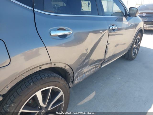 JN8AT2MT5JW491695 Nissan Rogue S/sl/sv