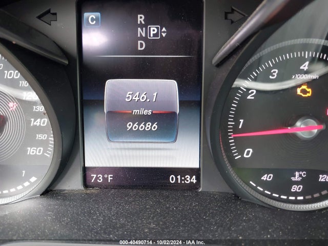 55SWF4KB4FU049631 Mercedes-Benz C 300 4matic/luxury 4matic/sport 4matic