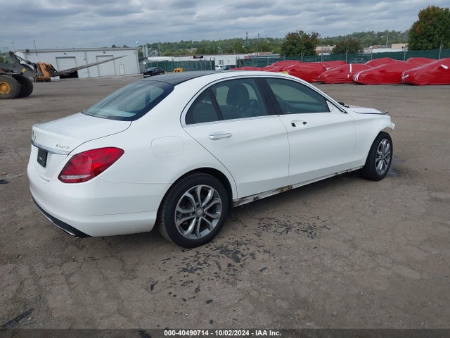 55SWF4KB4FU049631 Mercedes-Benz C 300 4matic/luxury 4matic/sport 4matic