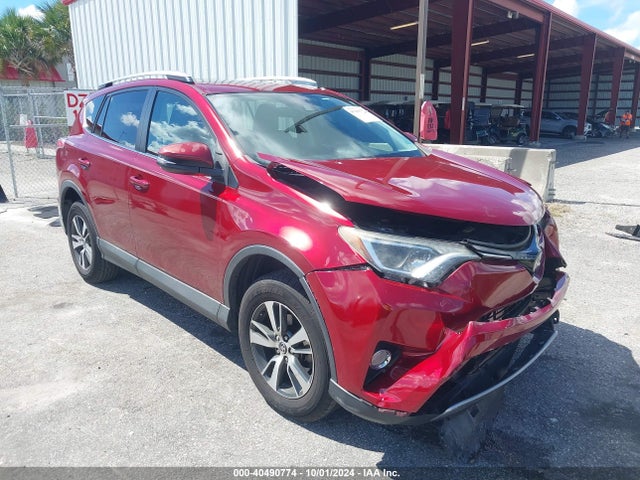 Toyota Rav4 Xle 2018 2T3WFREV7JW446564 Image 1